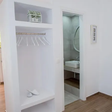 Lefkes Kea * Vourkárion