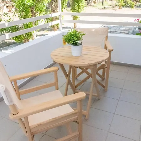 Apartament Lefkes Kea *