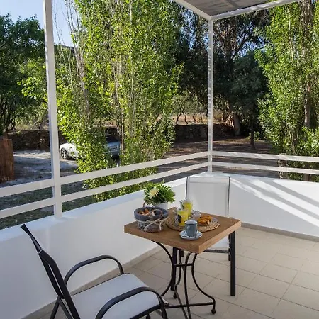 Apartament Lefkes Kea Vourkárion