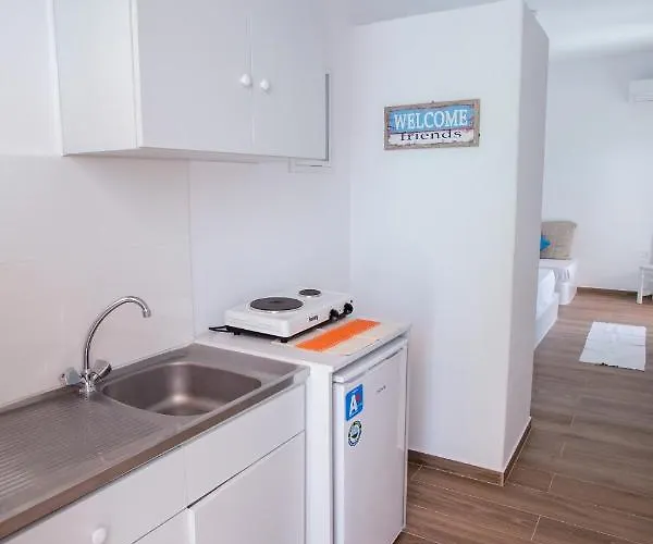 Lefkes Kea Apartament *